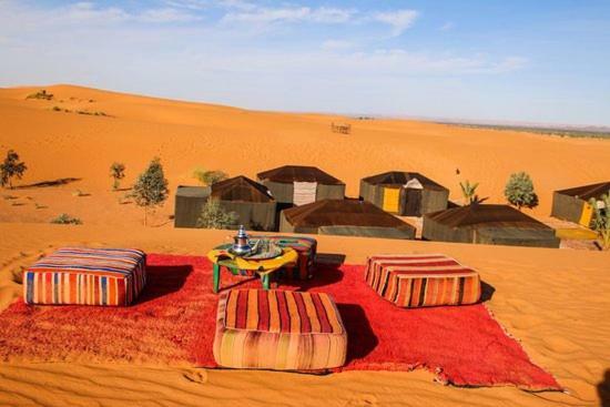Erg Chegaga Nomad Tour Bed & Breakfast มามิด ภายนอก รูปภาพ