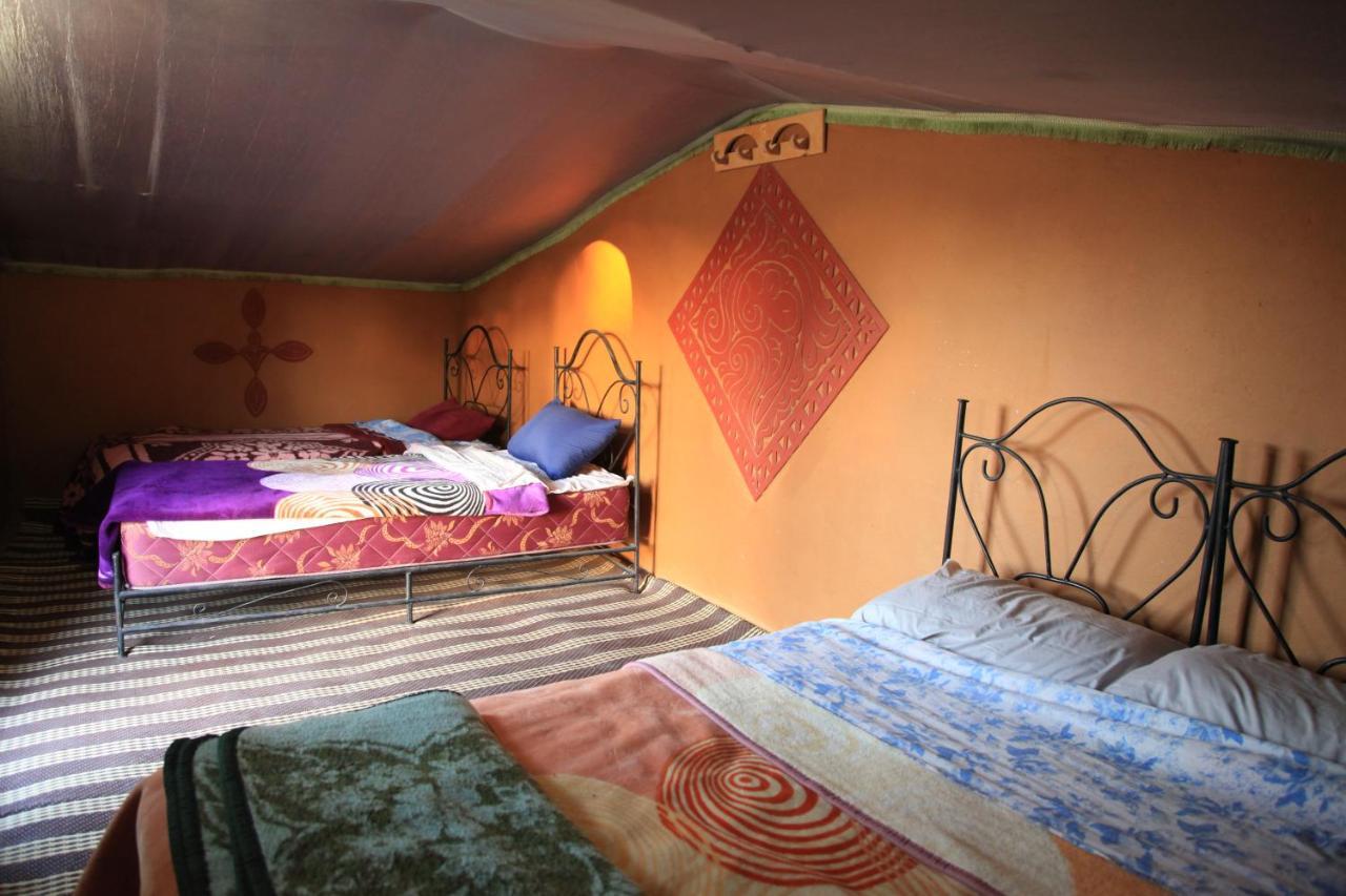 Erg Chegaga Nomad Tour Bed & Breakfast มามิด ภายนอก รูปภาพ
